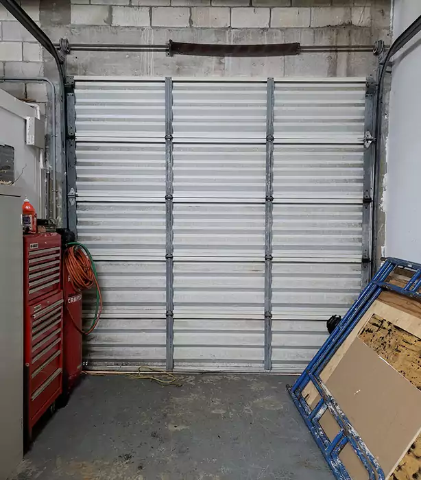Clear Roll Up Garage Doors Services in Hallandale, FL